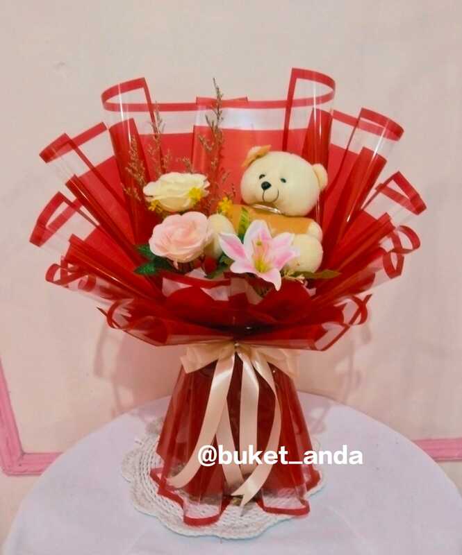 buket bunga+ boneka