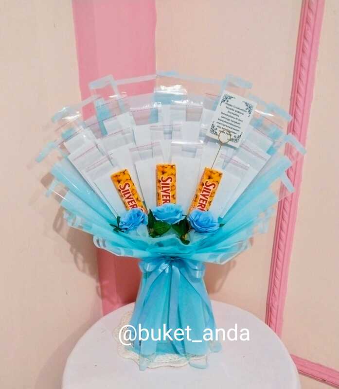 buket uang 15 lembar + coklat